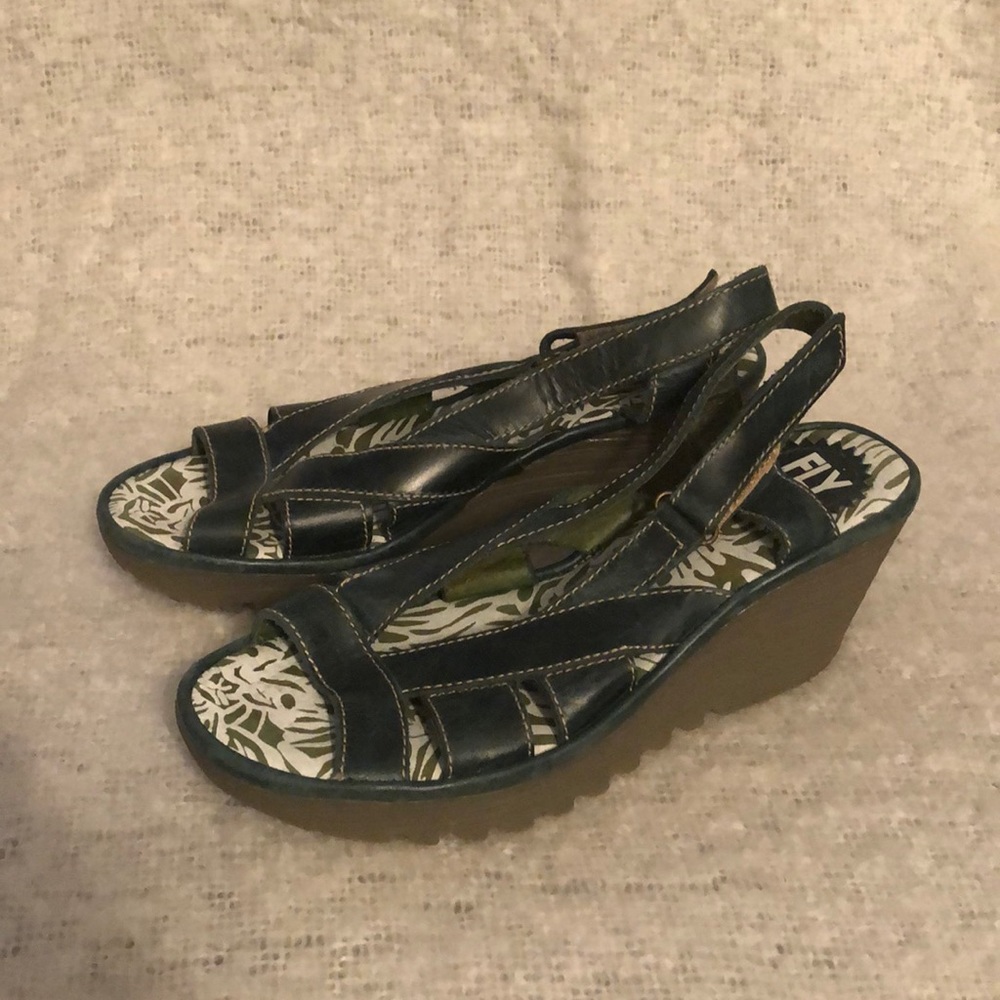 Fly London Strappy Green 2.5” Wedge Slingbacks 40